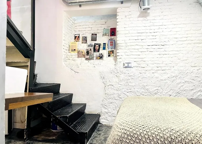 Apartment Cozy With Charm Ii *